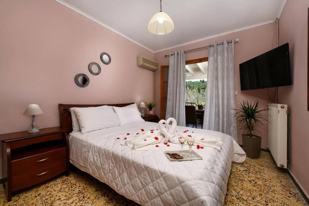 Seaview Cottage - Calmare Petrití Esterno foto
